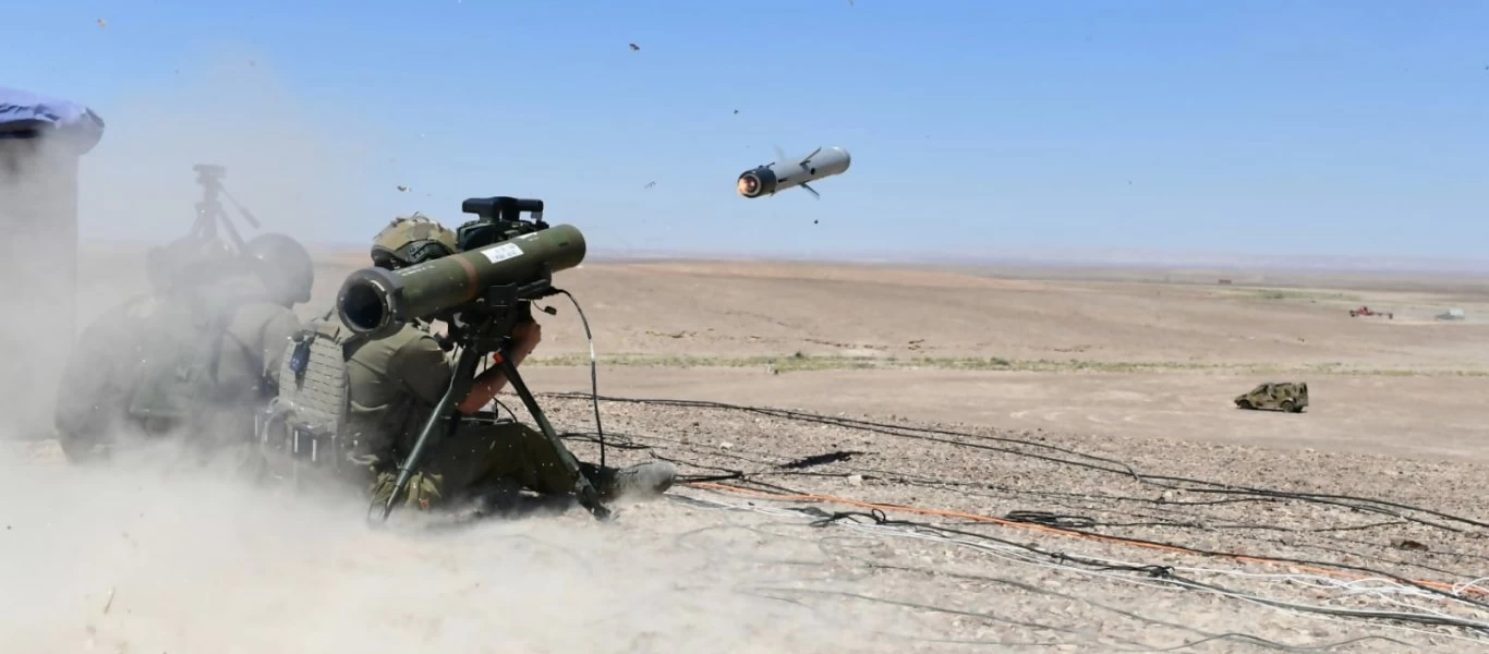 Βίντεο: Ισραηλινός Α/Τ πύραυλος Spike πλήττει άρμα μάχης T-72 της Αρμενίας